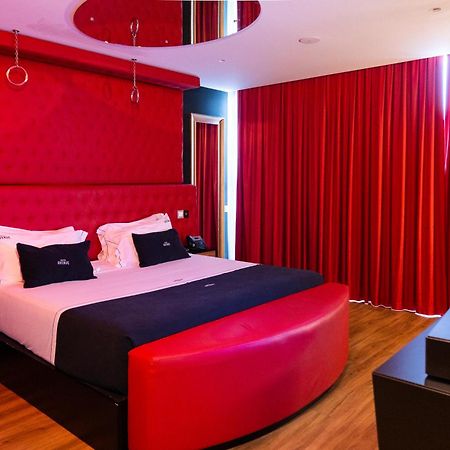 Motel Avenue วาลองโก ภายนอก รูปภาพ
